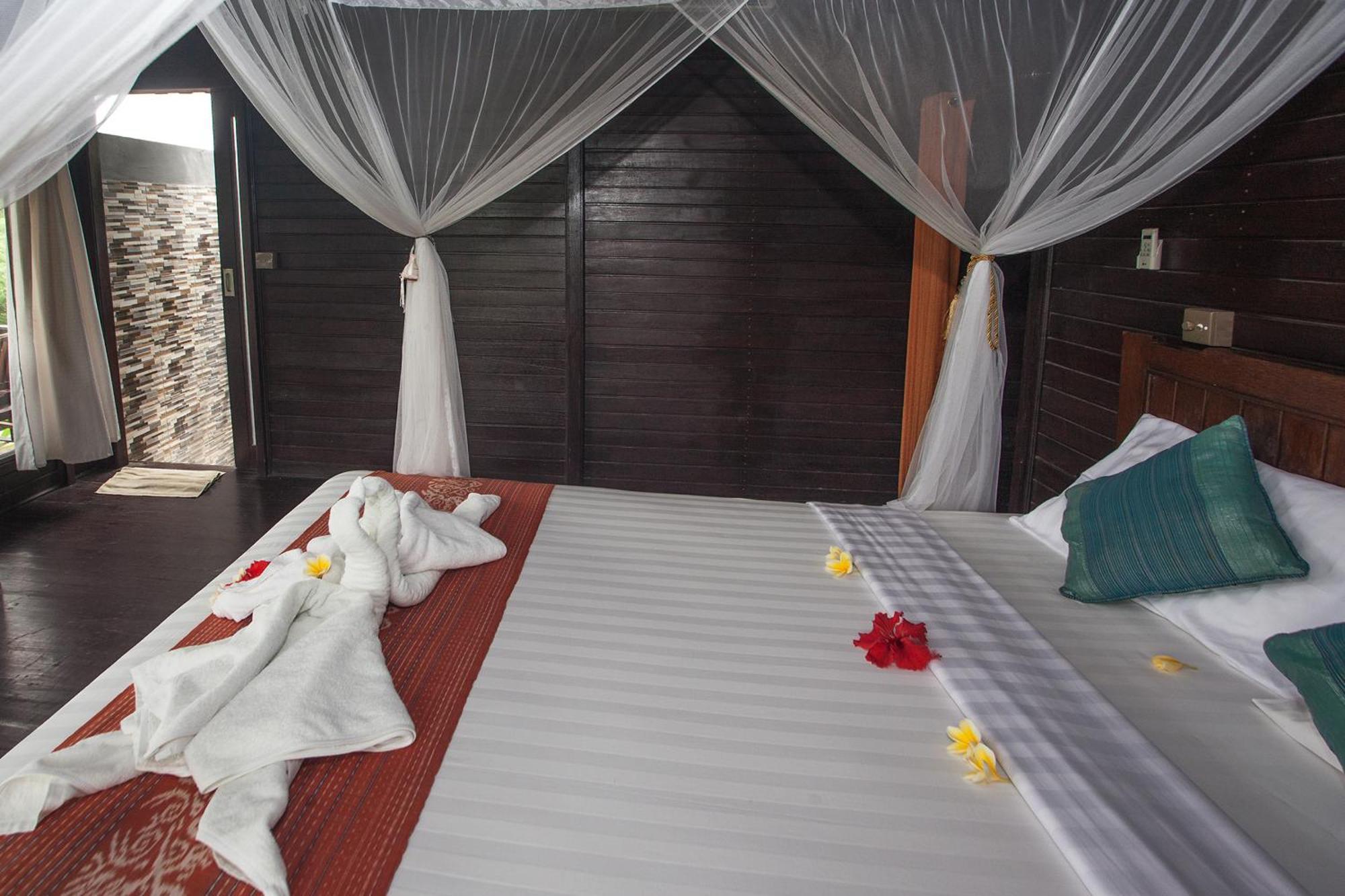 Hotel Poh Manis Lembongan Nusa Lembongan Exterior foto